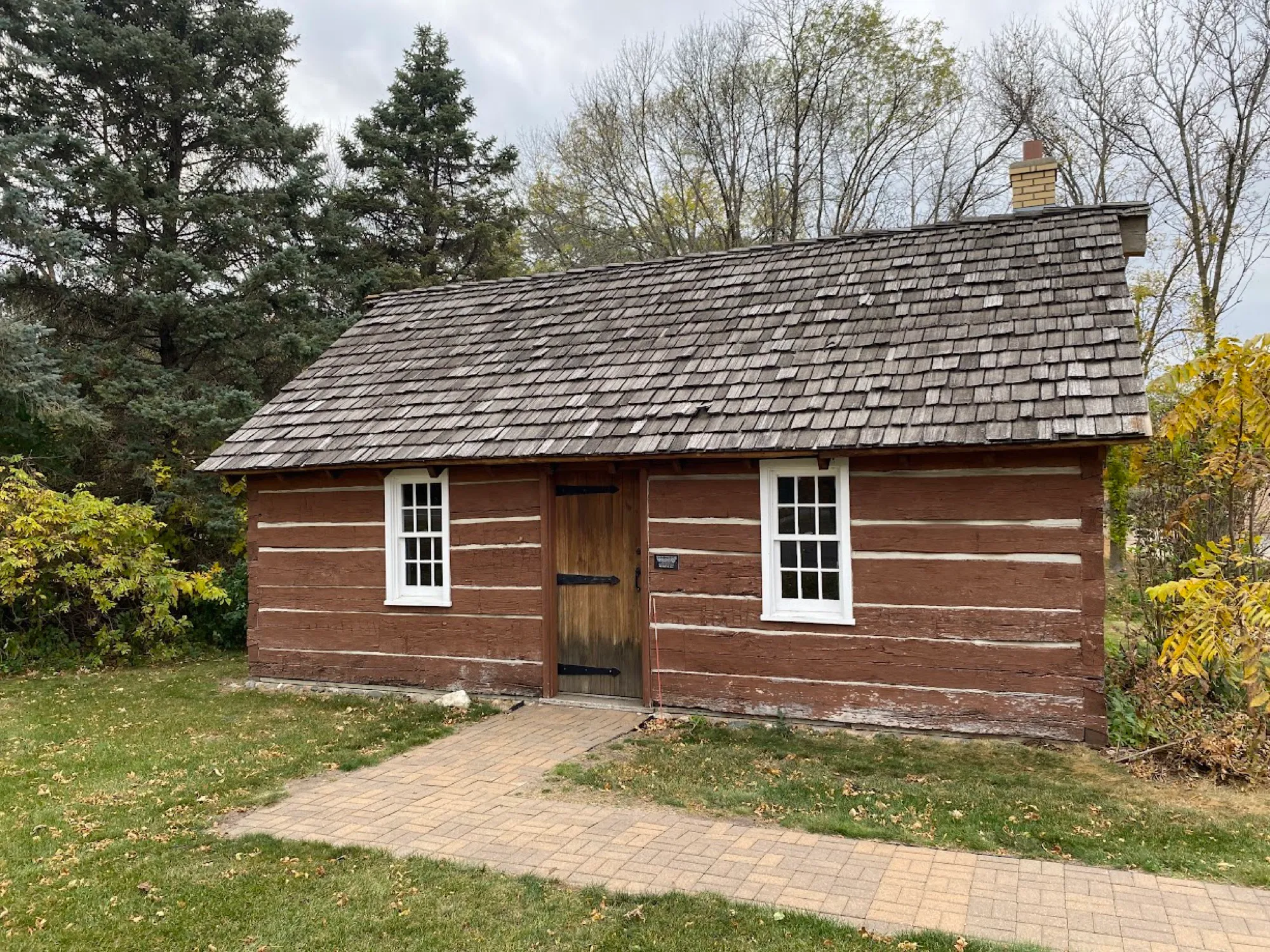 A historic cabin in Medina, Minnesota