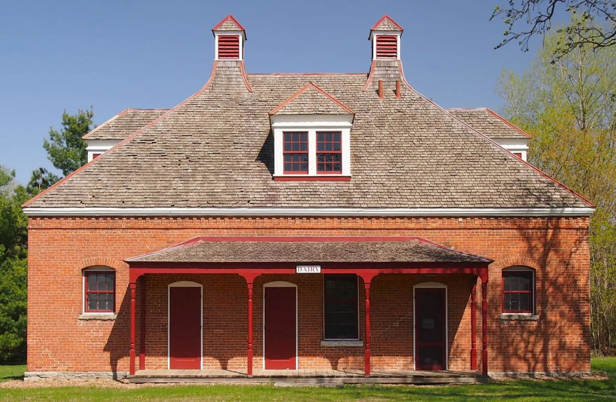 The historic North Oaks Farm dairy building